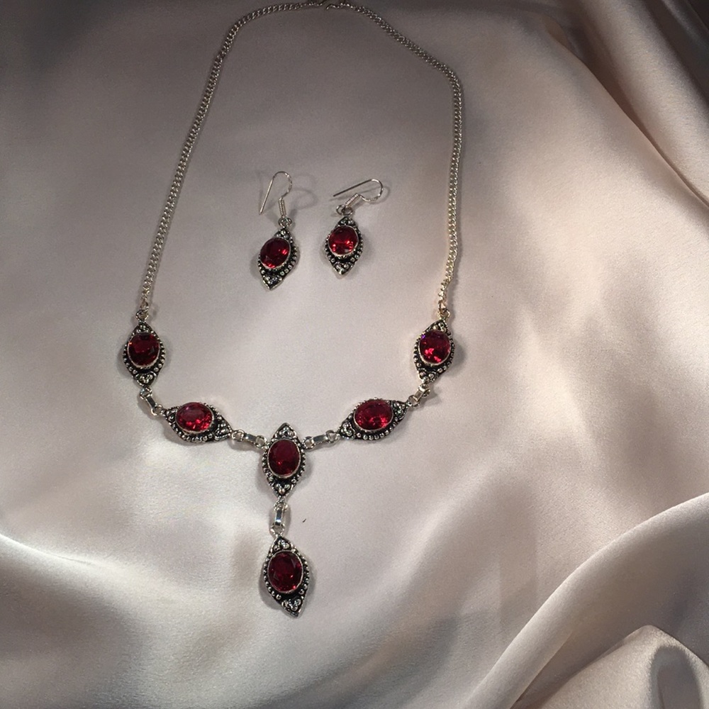 Rubellite quartz & .925 silver necklace & earring